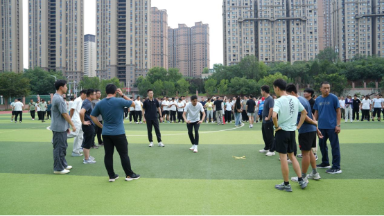 沉浸其中, 竞技方法与