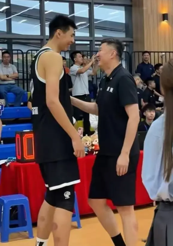 不敌对手, 见面会, 就是玩玩罢 不敌对手, 见面会, 就是玩玩罢