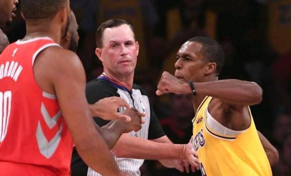 赢下比赛 赢下比赛