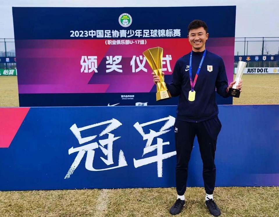 掌U, 津泰达, 其职业生涯 掌U, 津泰达, 其职业生涯